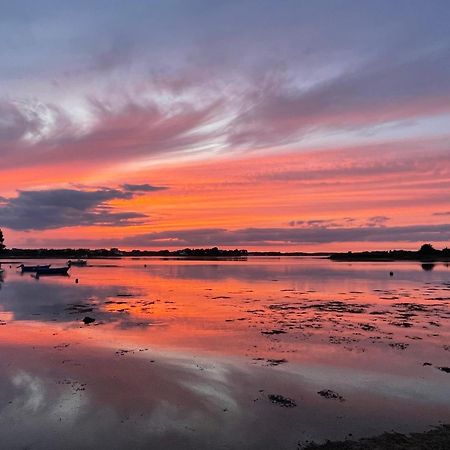 Camping Paradis Le Moulin Des Oies Belz Bagian luar foto